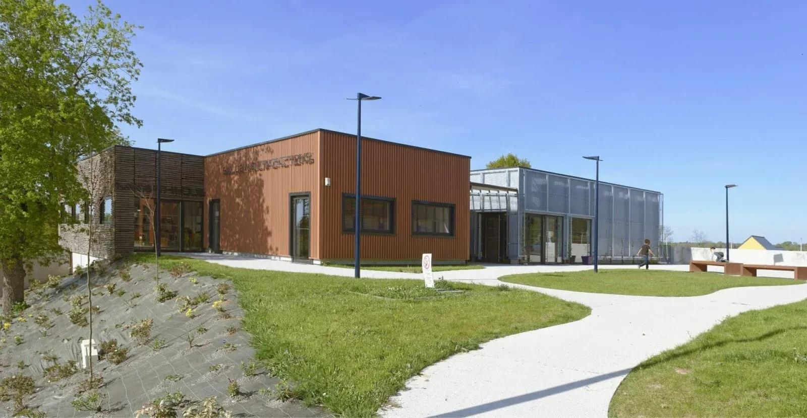 Atelier Loyer ARCHITECTE RENNES ATELIER LOYER 4 ESPACE INTERGENERATIONNEL LASSY 1