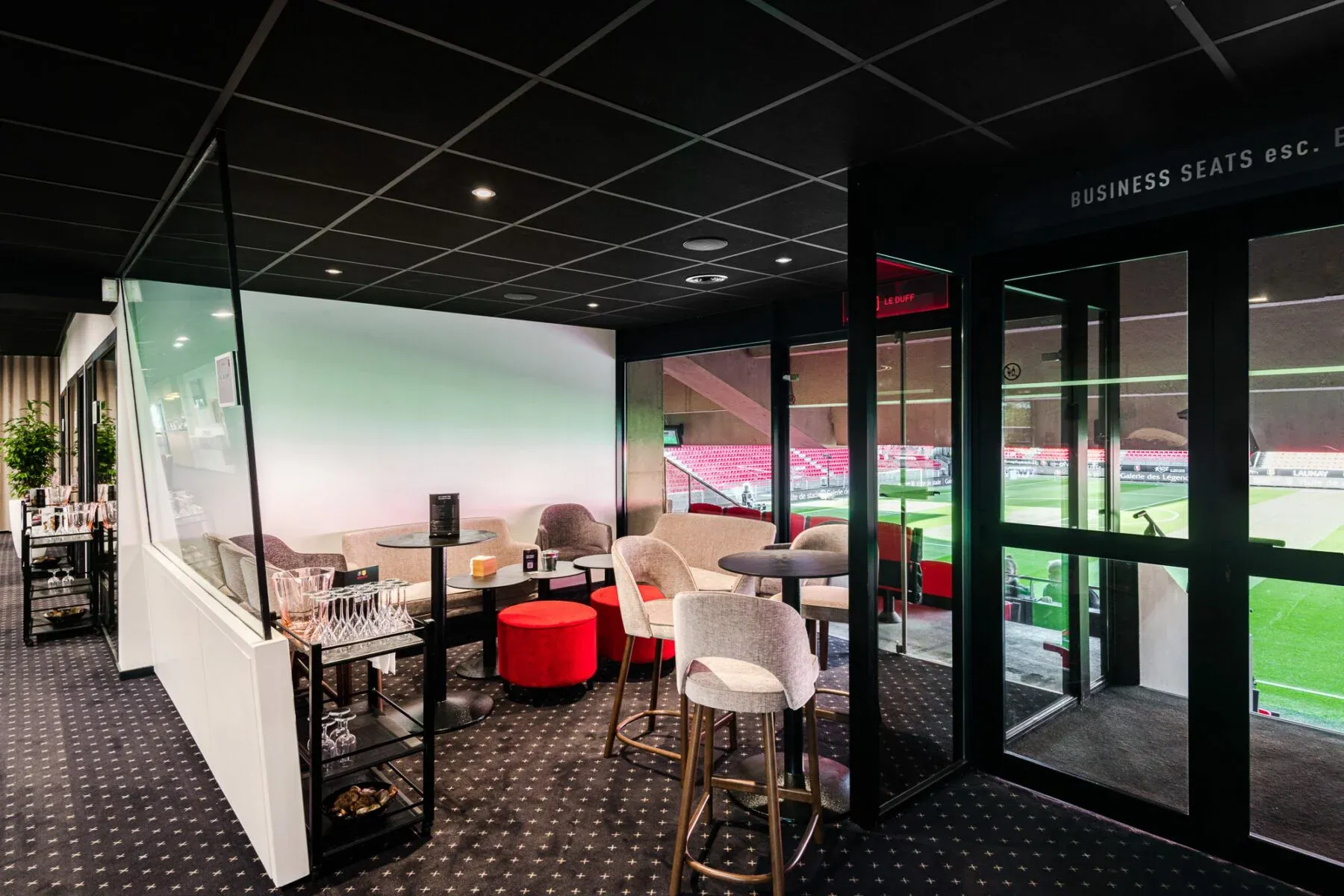 Atelier Loyer ARCHITECTE RENNES Atelier Loyer ARCHITECTE RENNES Leya Hallereau Loyer Architecture Stade Rennais 13 Salon Convivio