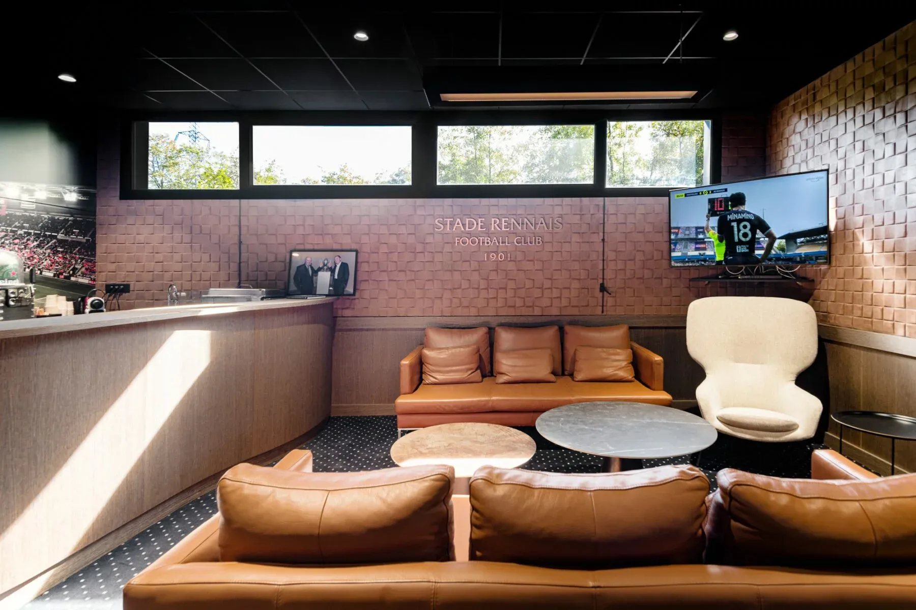 Atelier Loyer ARCHITECTE RENNES Atelier Loyer ARCHITECTE RENNES Leya Hallereau Loyer Architecture Stade Rennais 4 Salon Presidentiel